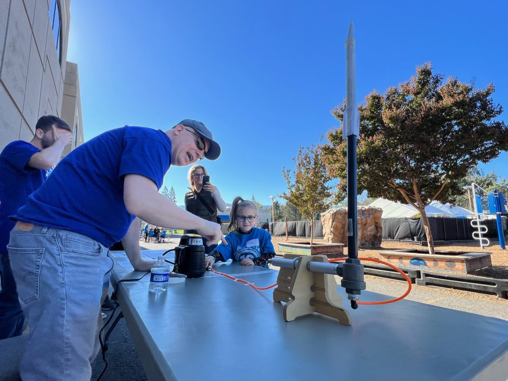 Yavneh Day School's 10th Annual Day of Code, Tinkering, and Play - RECAP 🚀🤖