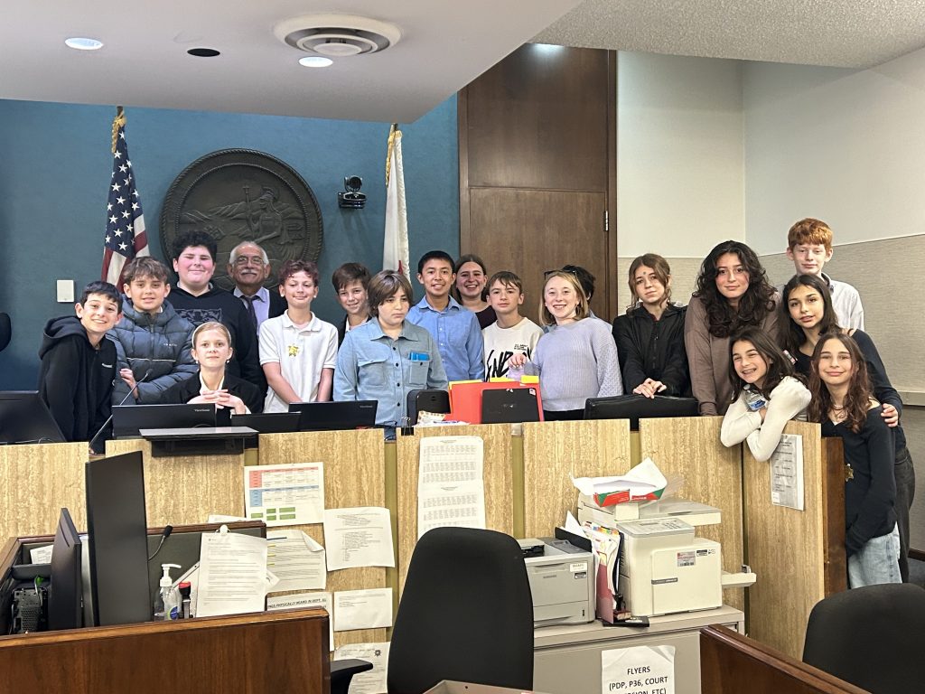 7th Grade Visits the Courthouse