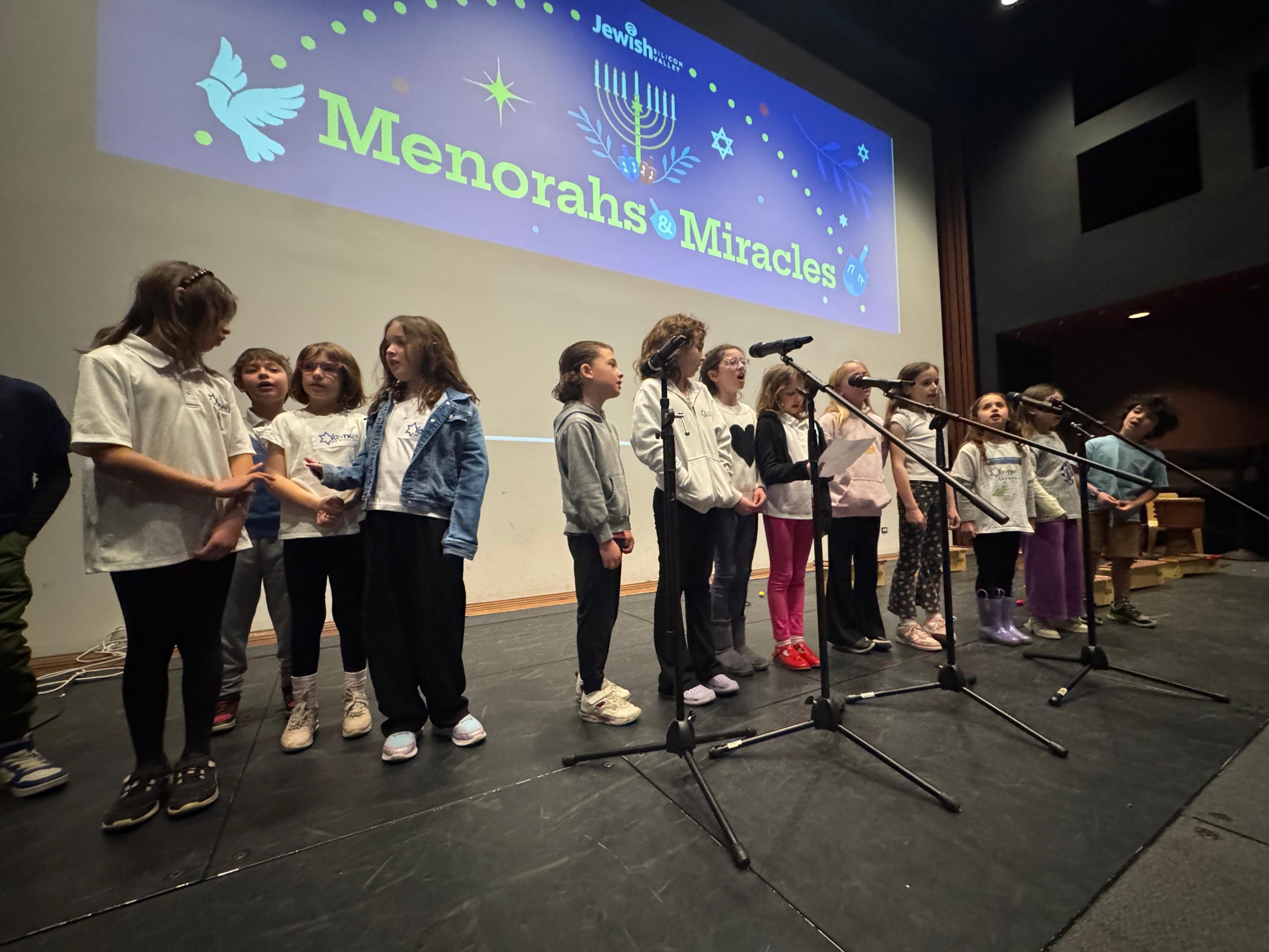 fb7a63c6-3c25-4409-b5c4-48dd83445bac